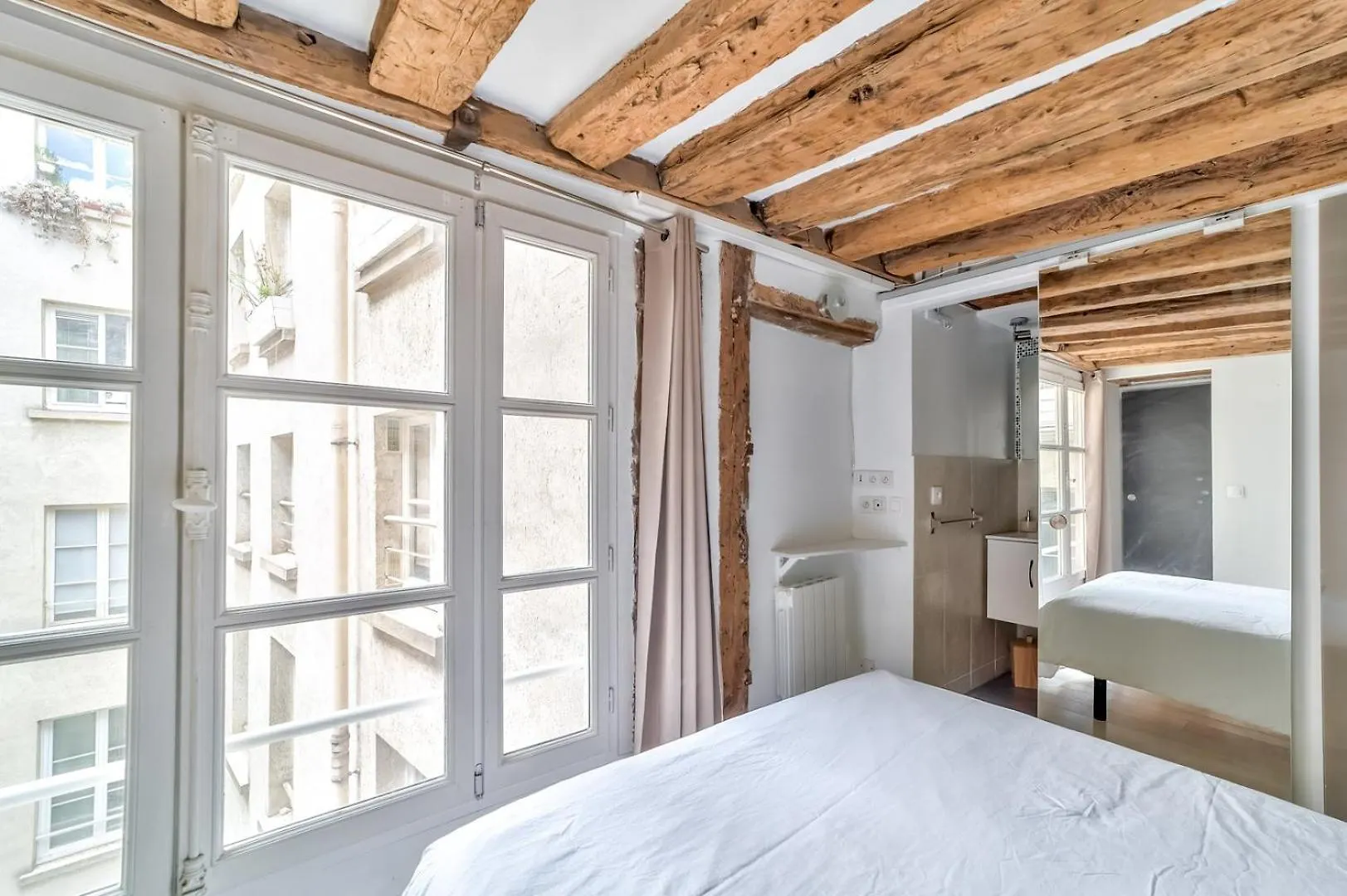 شقة Guestready - Elegant 2Br Ap In Saint-Martin باريس 0*,  فرنسا