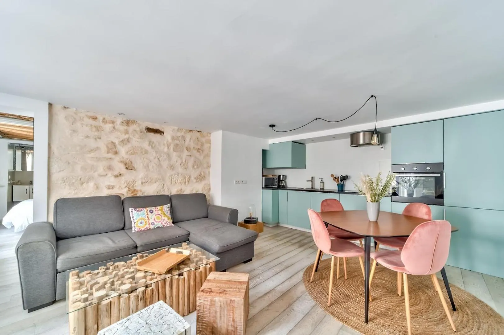 Апартаменты Guestready - Elegant 2Br Ap In Saint-Martin Париж