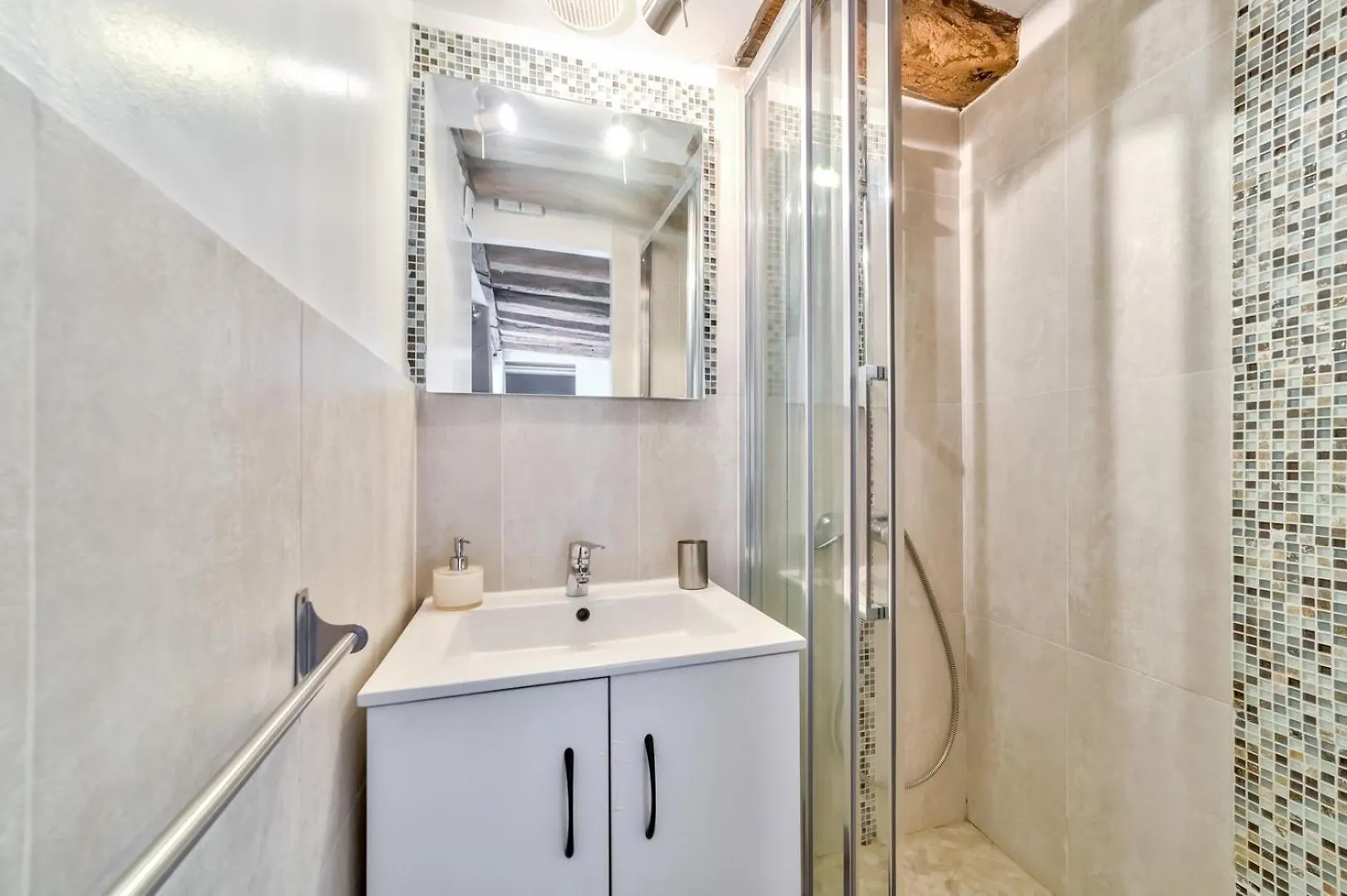 Guestready - Elegant 2Br Ap In Saint-Martin Apartment Paris France